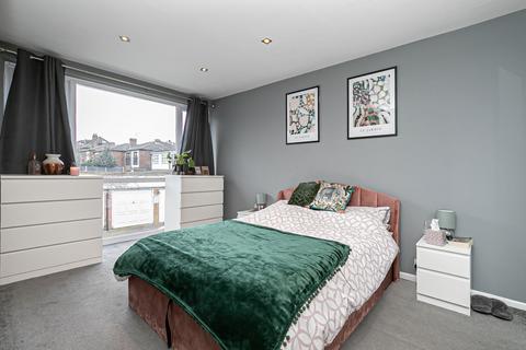 undefined, Palmerston Road, Buckhurst Hill, Essex, IG9 5LN