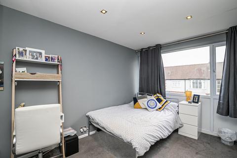 undefined, Palmerston Road, Buckhurst Hill, Essex, IG9 5LN