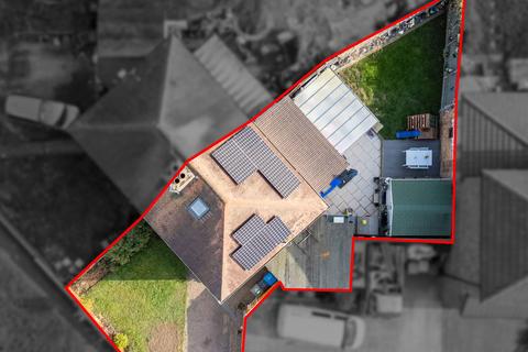 undefined, Bluebell Close, Kettering NN16