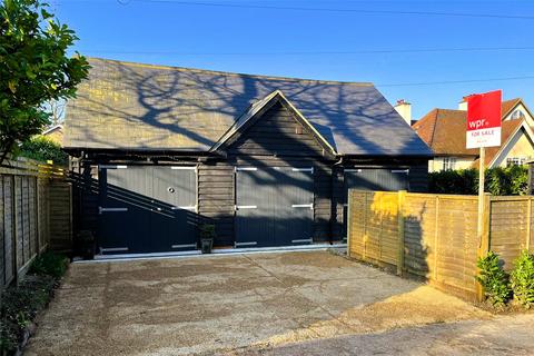 2 bedroom detached house for sale, Tilford Road, Hindhead, Surrey, GU26