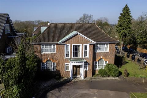 5 bedroom detached house for sale, The Bishops Avenue, N2