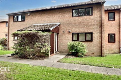 undefined, Colin Road, Luton