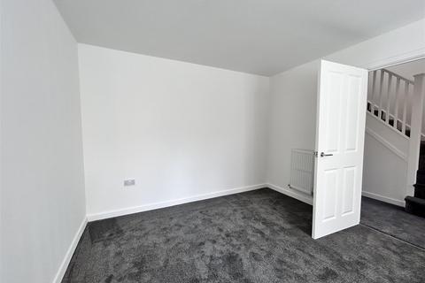 undefined, Jubilee Close Sandy Beds