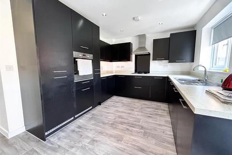 undefined, Jubilee Close Sandy Beds