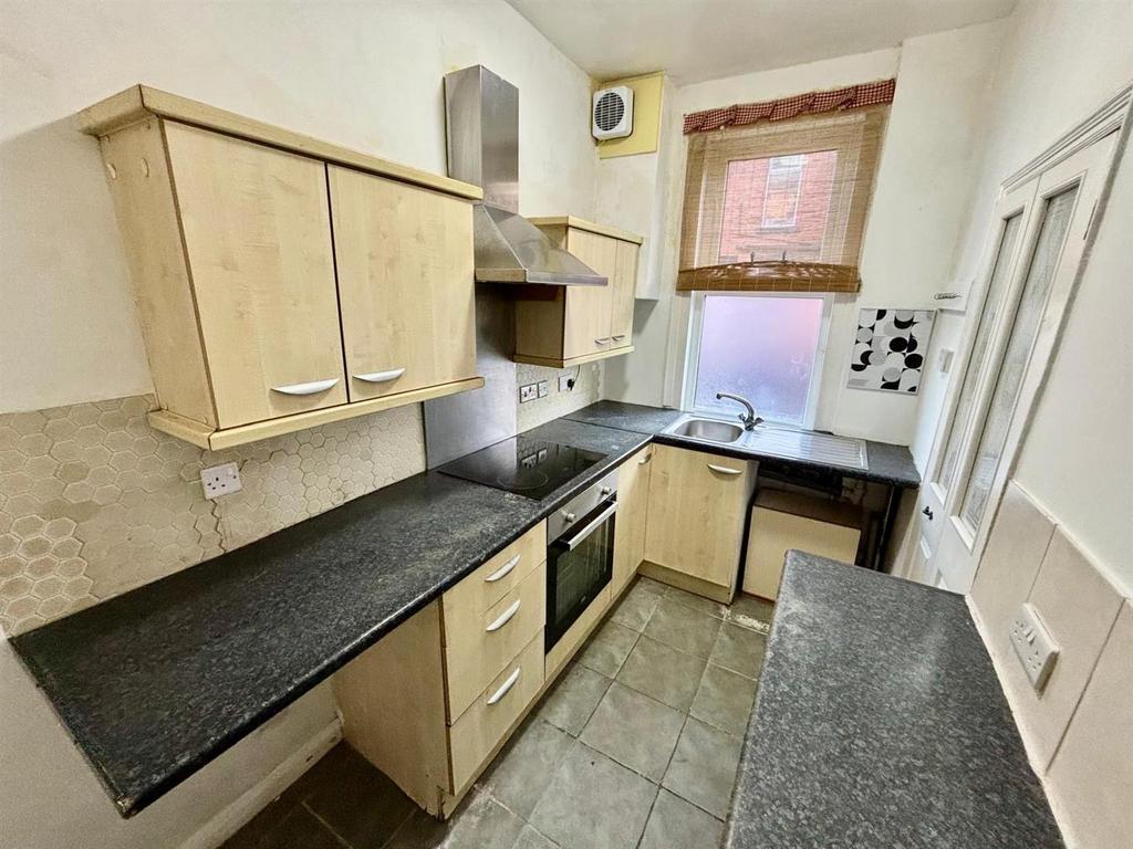 Fitted Kitchen: