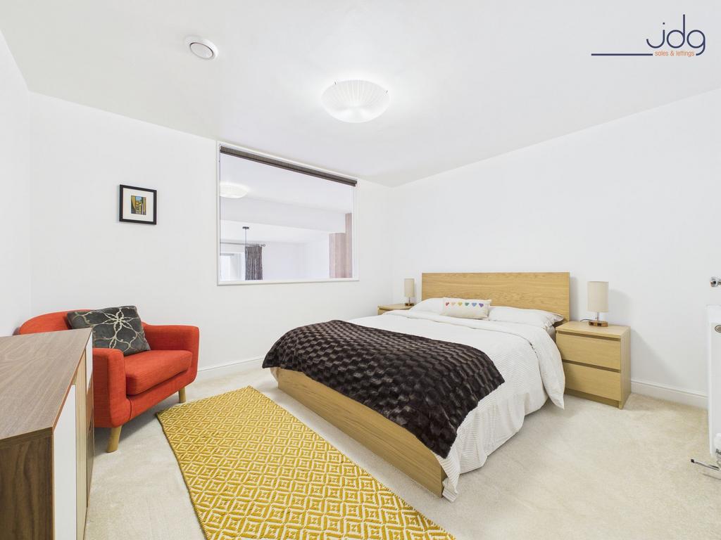 Double Bedroom with built in wardrobe