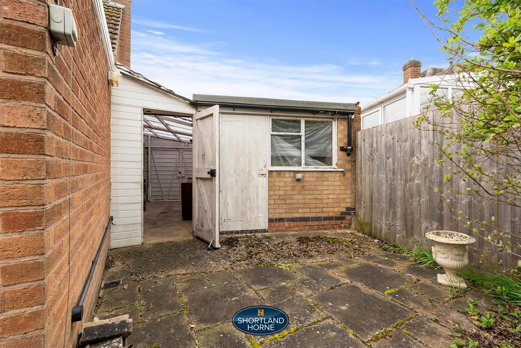 30 A Alfriston Road (10 of 30).jpg