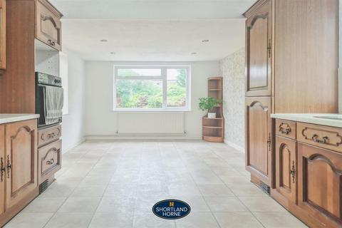 2 bedroom detached bungalow for sale, Alfriston Road, Coventry CV3