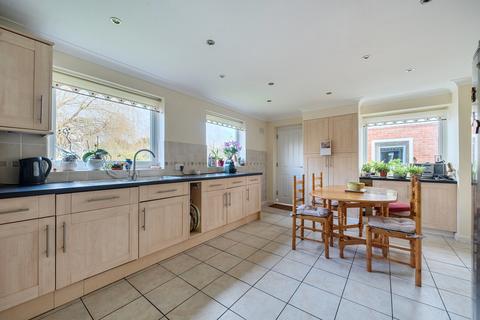 undefined, Derek Road, Maidenhead, SL6