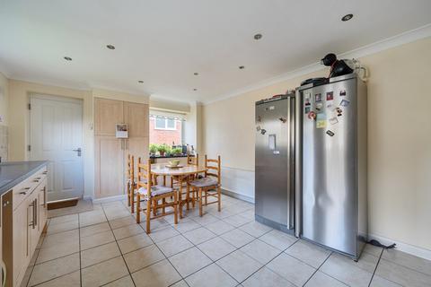 undefined, Derek Road, Maidenhead, SL6