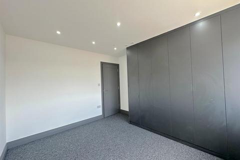 undefined, Brabazon Road, Hounslow TW5