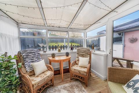 3 bedroom terraced house for sale, Chapel Road, Steeton, Keighley
