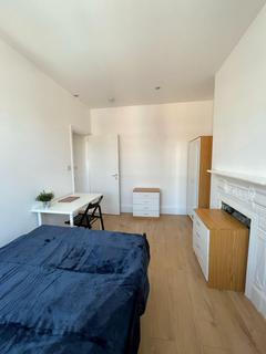 1 bedroom flat to rent, Mora Road