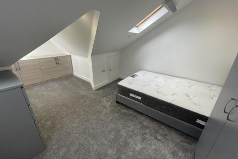 1 bedroom in a house share to rent, Cedar Road