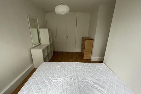 1 bedroom flat to rent, Westbridge Road