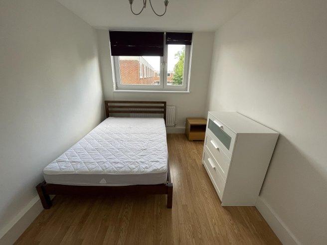 Westbridge-road-sw11-3tl-1051056