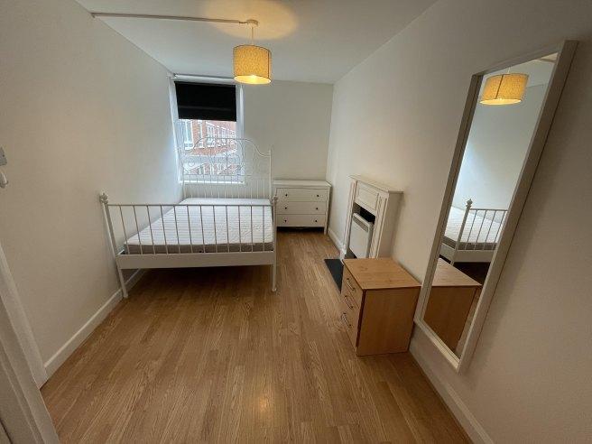 Westbridge-road-sw11-3tl-1051057