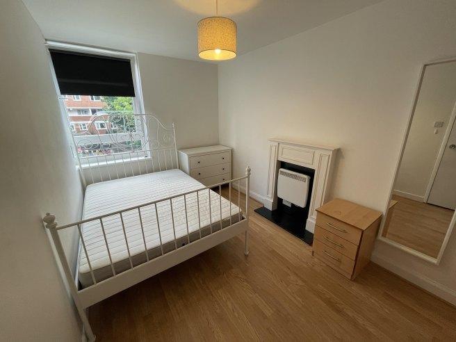 Westbridge-road-sw11-3tl-1051059