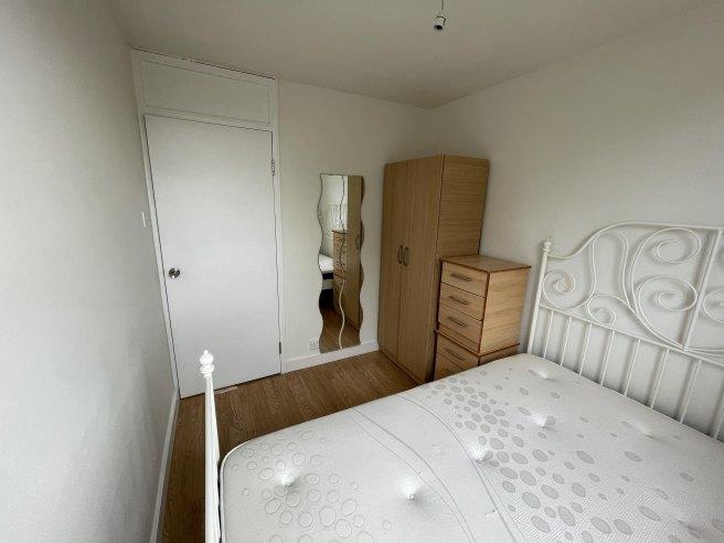 Westbridge-road-sw11-3tl-1051051