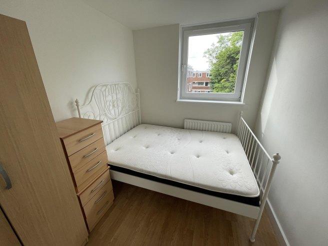 Westbridge-road-sw11-3tl-1051052