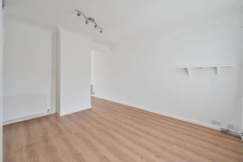 Gibbs Couch, Bushey, Carpenders Park, WD19