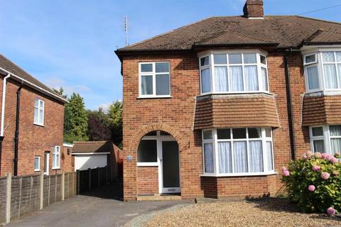 undefined, Douglas Crescent, Dunstable LU5