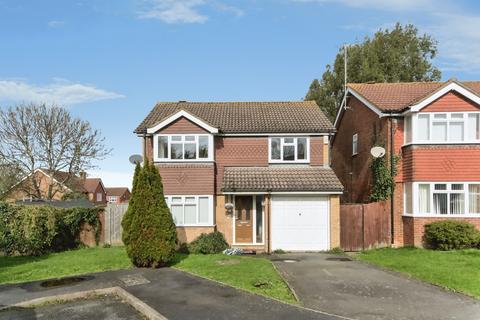 4 bedroom detached house for sale, Langdale Close, Eastbourne