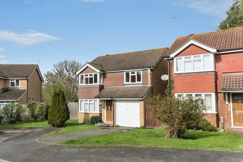 4 bedroom detached house for sale, Langdale Close, Eastbourne