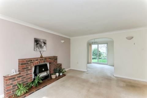 4 bedroom detached house for sale, Langdale Close, Eastbourne