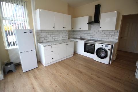 1 bedroom ground floor flat to rent, Seymour Road, Manchester, M8