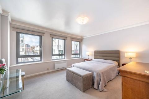 1 bedroom flat for sale, Kensington Church Street, Kensington, London, W8