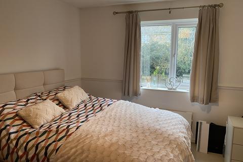 1 bedroom property to rent, Brackley