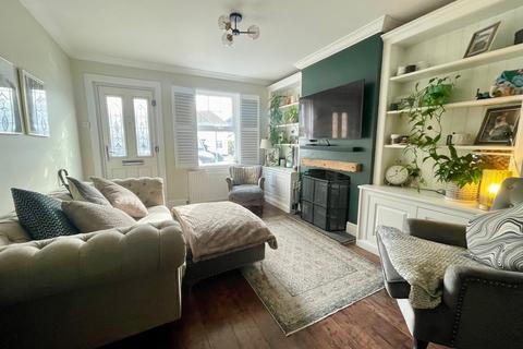 2 bedroom terraced house for sale, Crescent Road, Warley, Warley, CM14