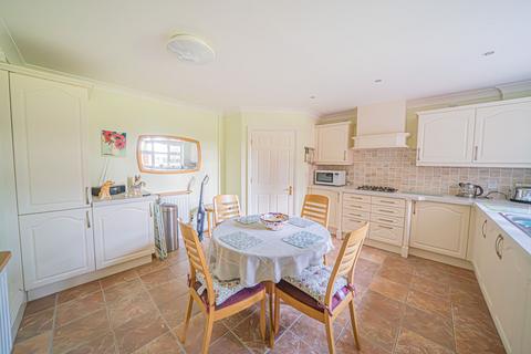 3 bedroom apartment for sale, Station Road, Knowle, B93