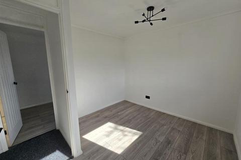 undefined, Elsworth Close, Feltham