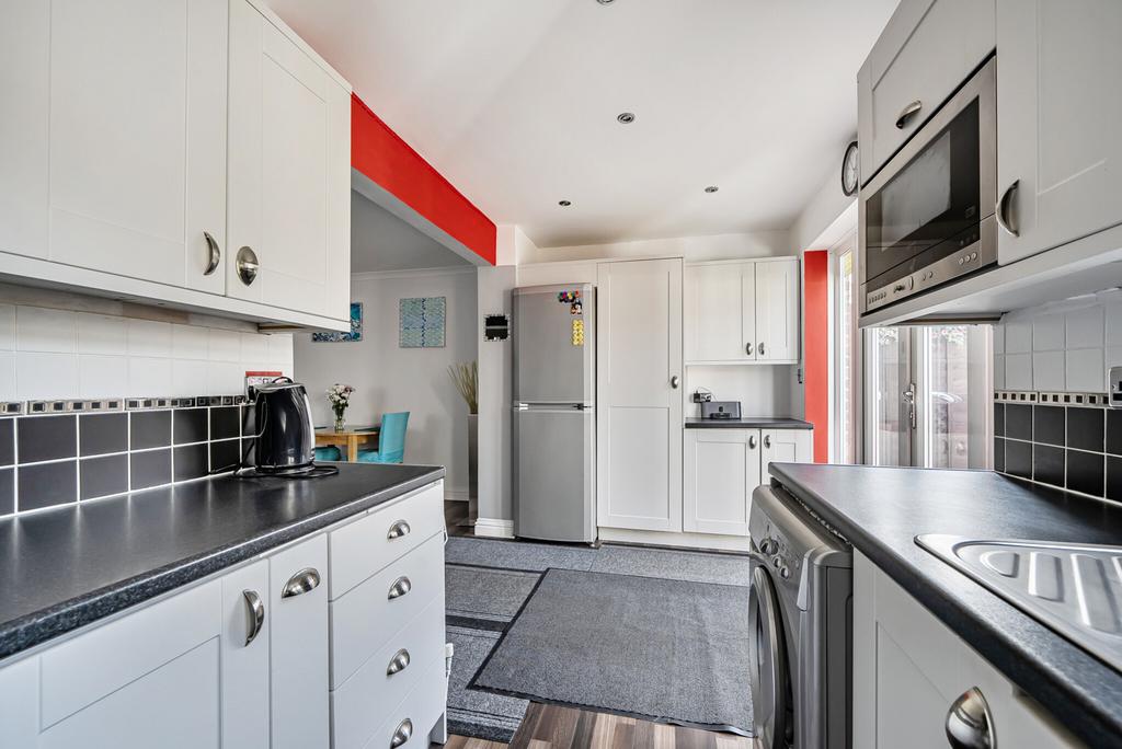 Kitchen Pic 2