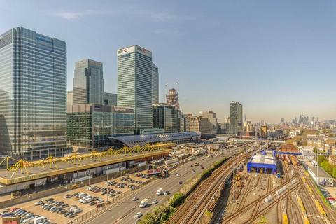 Roosevelt Tower, E14, Canary Wharf, London, E14