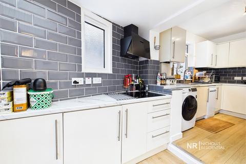 2 bedroom bungalow for sale, Cheshire Gardens, Chessington, Surrey. KT9