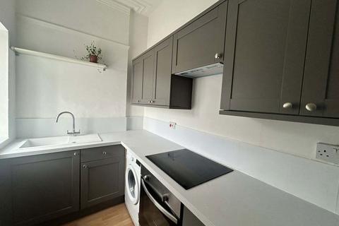 1 bedroom flat to rent, Priory Avenue, Hastings