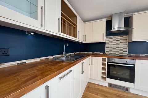 1 bedroom flat to rent, Hydefield Close, Winchmore Hill, N21