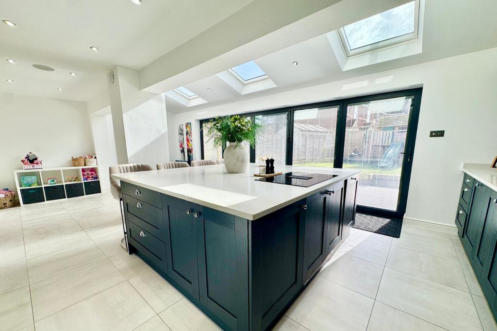 Kitchen Family Room
