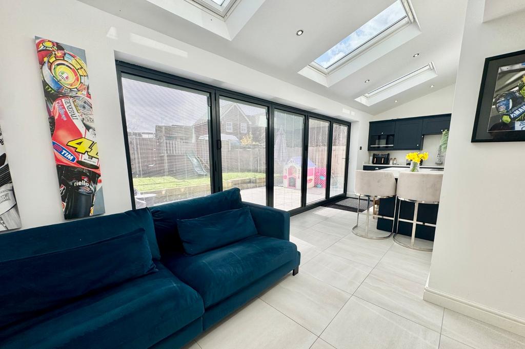 Kitchen Family Room