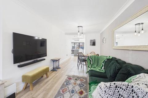 undefined, Bartelotts Road, Slough, Berkshire, SL2