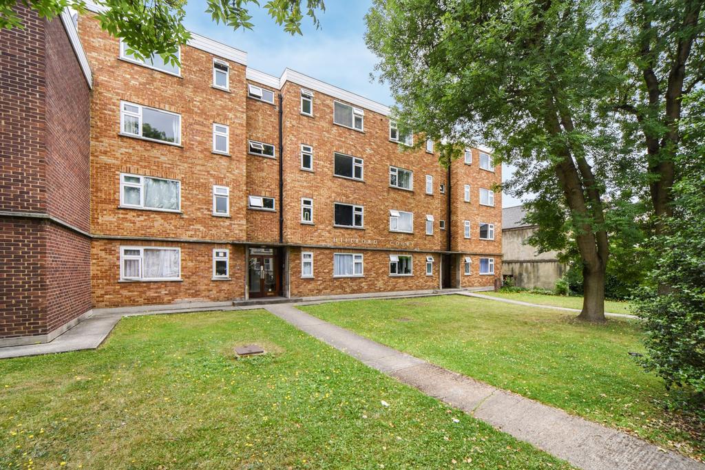 Hillboro Court, Hain