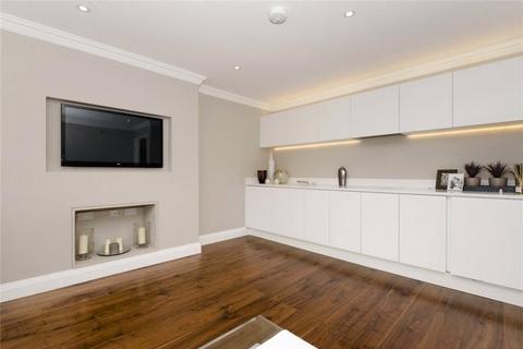 2 bedroom flat to rent, Camden Road, London, NW1