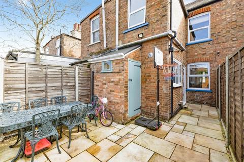 2 bedroom terraced house for sale, Holywell Road, Watford