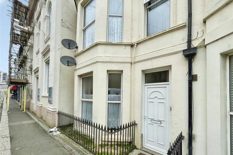 1 bedroom flat for sale, South Terrace, East Sussex TN34