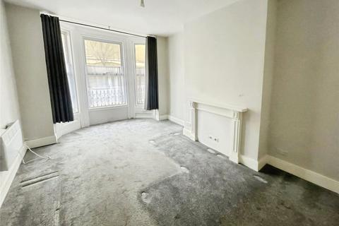 1 bedroom flat for sale, South Terrace, East Sussex TN34