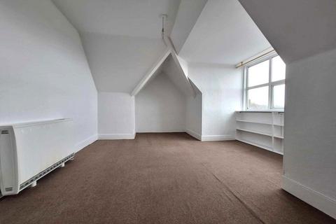 1 bedroom flat to rent, Priory Avenue, Hastings
