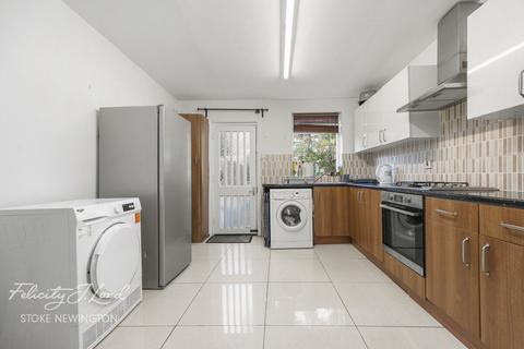 1 bedroom terraced house for sale, Forburg Road, London N16